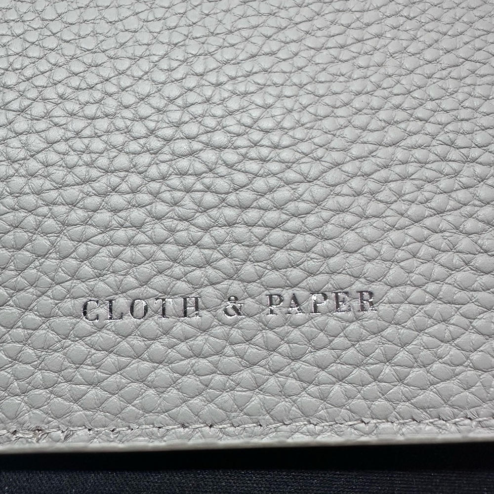 Cloth & Paper A5 Leather Binder - Picture 8 of 13